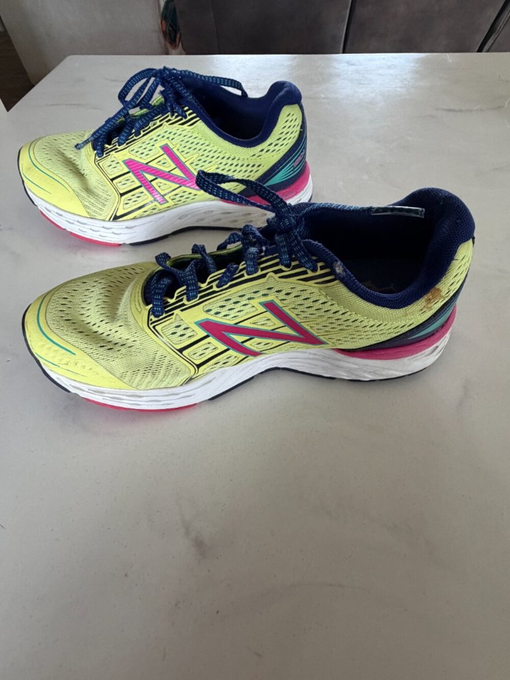 New Balance 680v5 Running Shoes Neon Yellow Pink Blue Athletic Sneakers - Picture 5 of 10